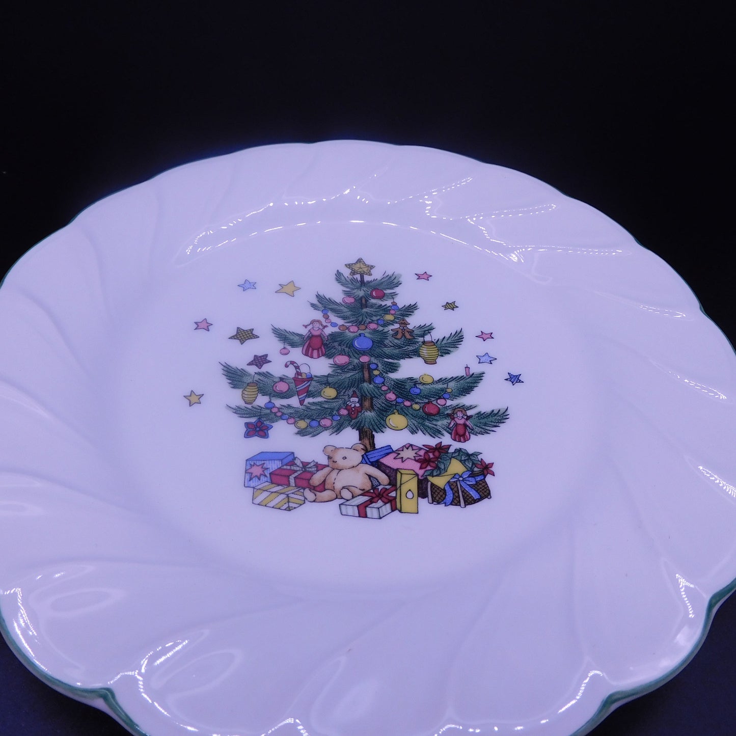 Nikko Happy Holidays 8-Inch Salad Plate - Festive Christmas Tree Design with Stars (7061) FREE SHIPPING!!