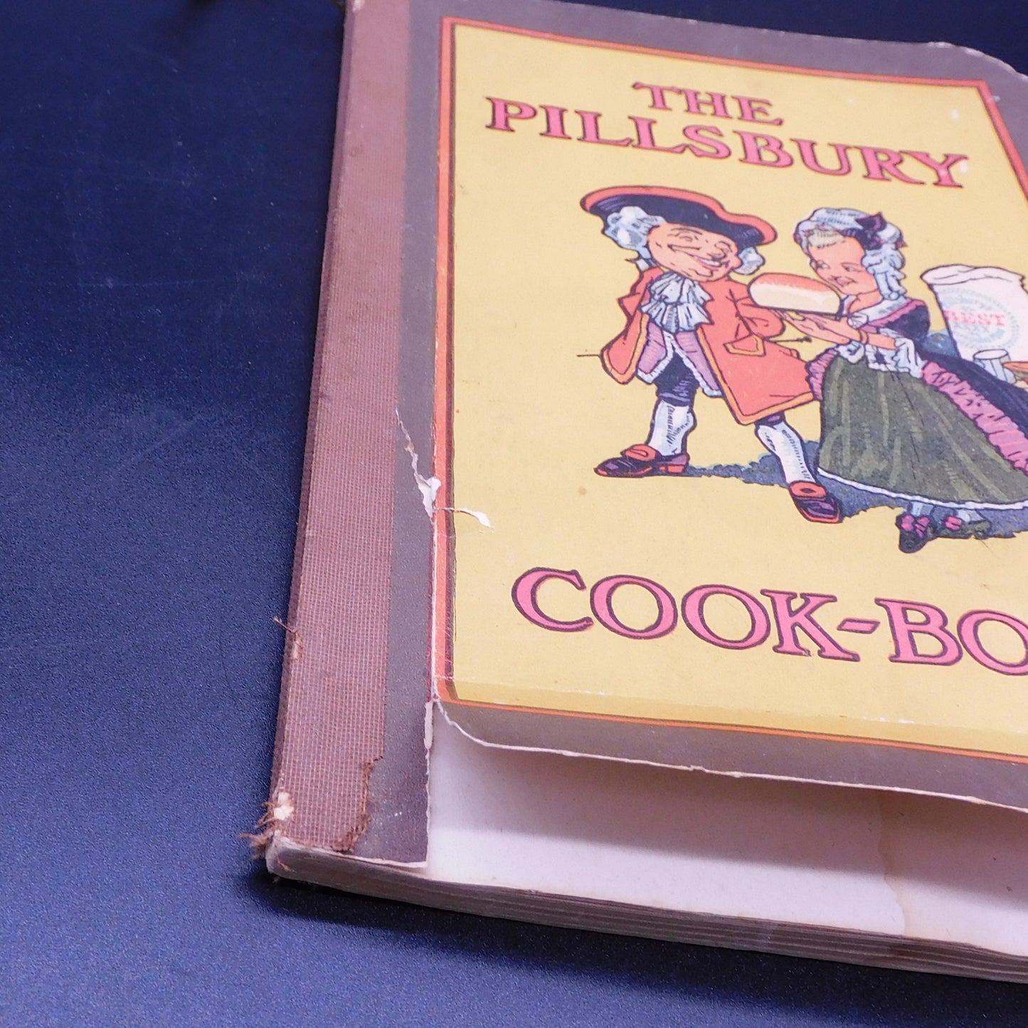 Pillsbury Cook-Book (- Rare Find with Vintage Charm - 9 x 6 x 1/4 - Condition Issues, View Pictures for Details (7098) FREE SHIPPING!