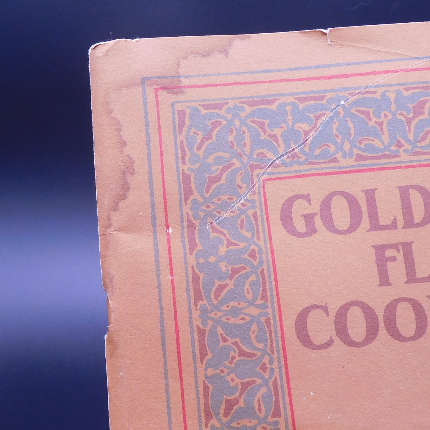 Vintage Gold Metal Flour Cook Book - Reproduction 1983 - Recipes (7105) FREE SHIPPING