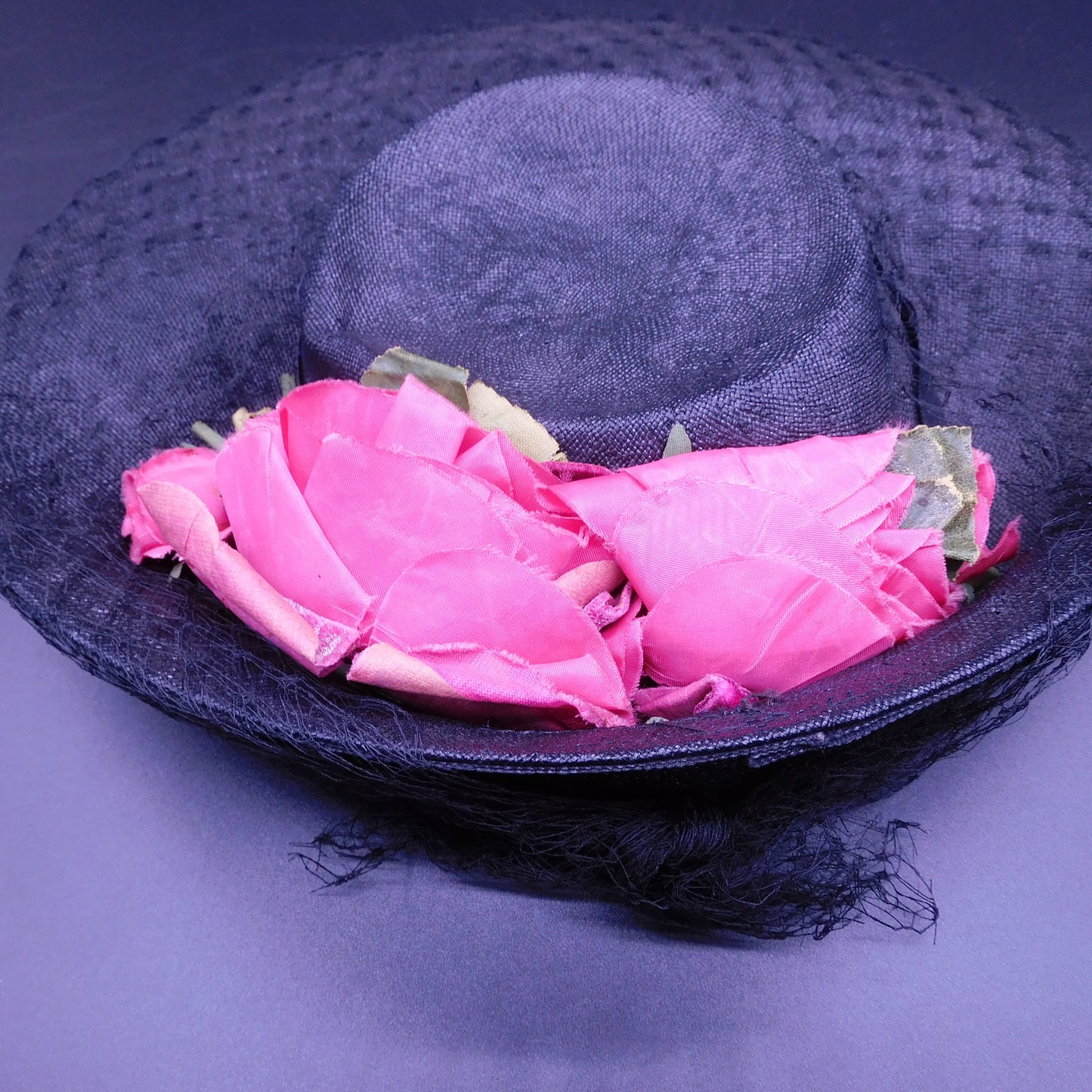 Vintage 1940's Wide Brim Ladies Hat with Pink Flowers and Netting (7135H) FREE SHIPPING!!