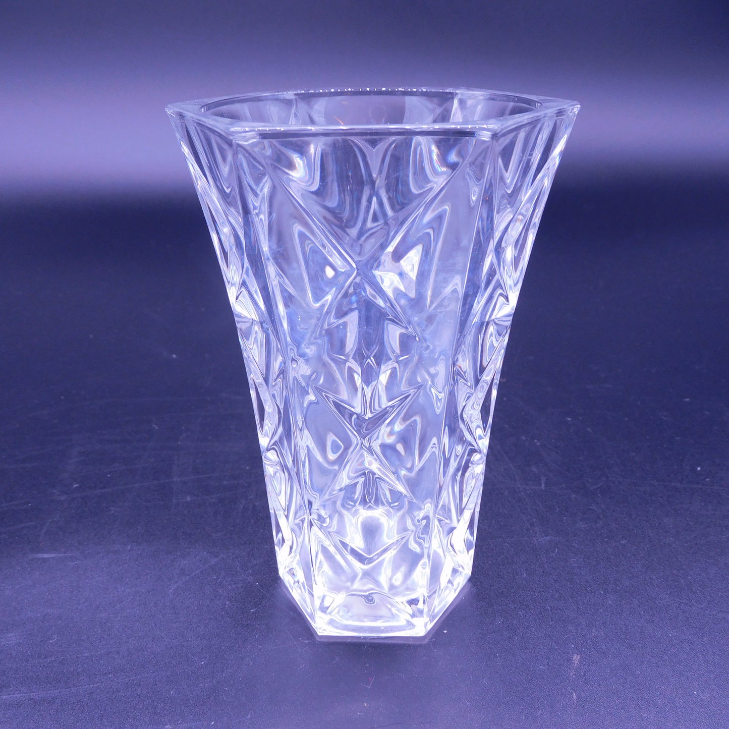 Vintage Avon Vase: Elegance Redefined in a Charming 'X' Pattern (7171)