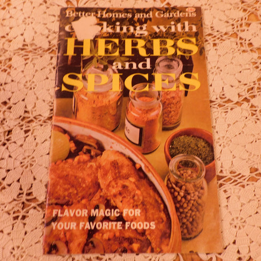 Collectible Kitchen Book: Better Homes and Gardens Cooking with Herbs and Spices - 1969 (WN 38) Free Shipping