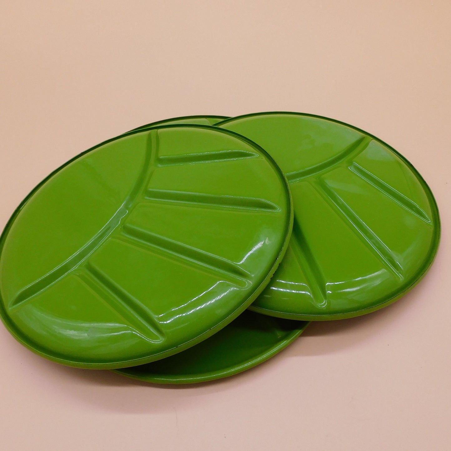 Vintage Green Enamel Divided Plates Lot of 4, (6823) FREE SHIPPING!!!