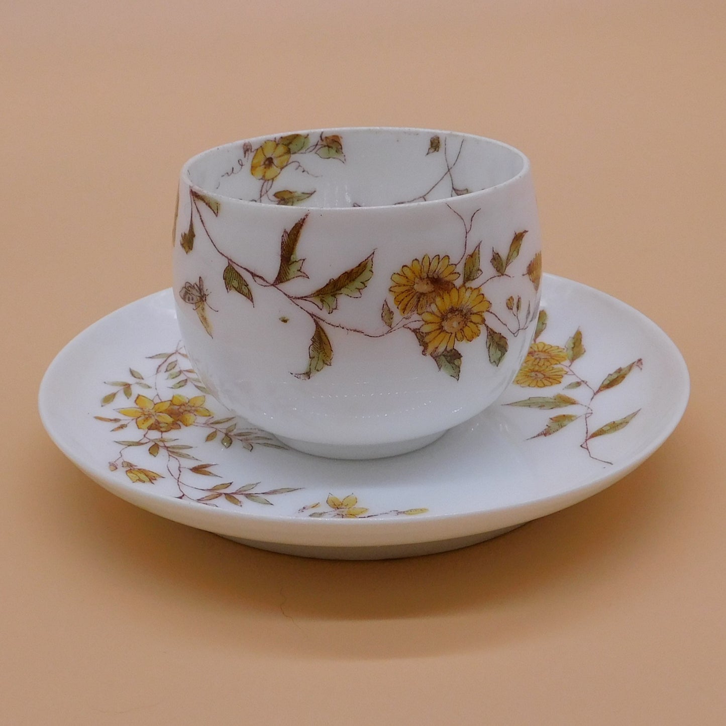 Vintage Teacup and Saucer Marked A.K., Rounded Shape (6840) FREE SHIPPING!!