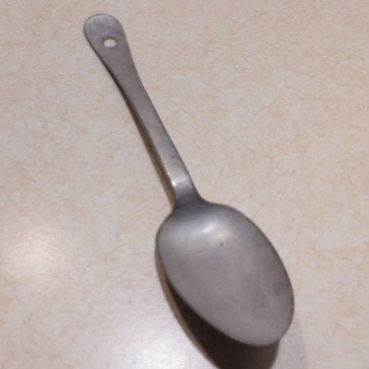 Vintage Metal Serving Spoon, Vintage Kitchen (H60) FREE SHIPPING!!