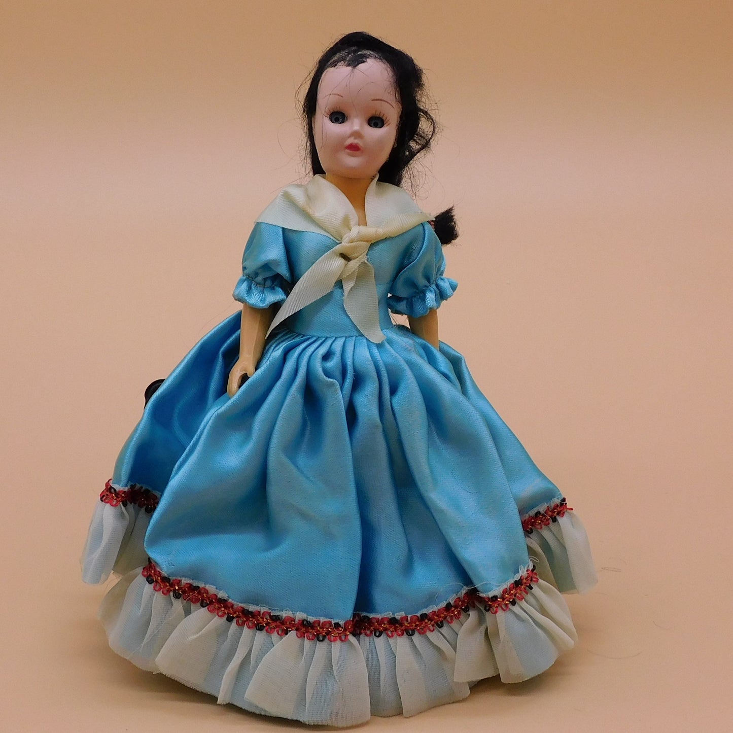 Vintage 1940s Timeworn Doll, (R133) FREE SHIPPING!!